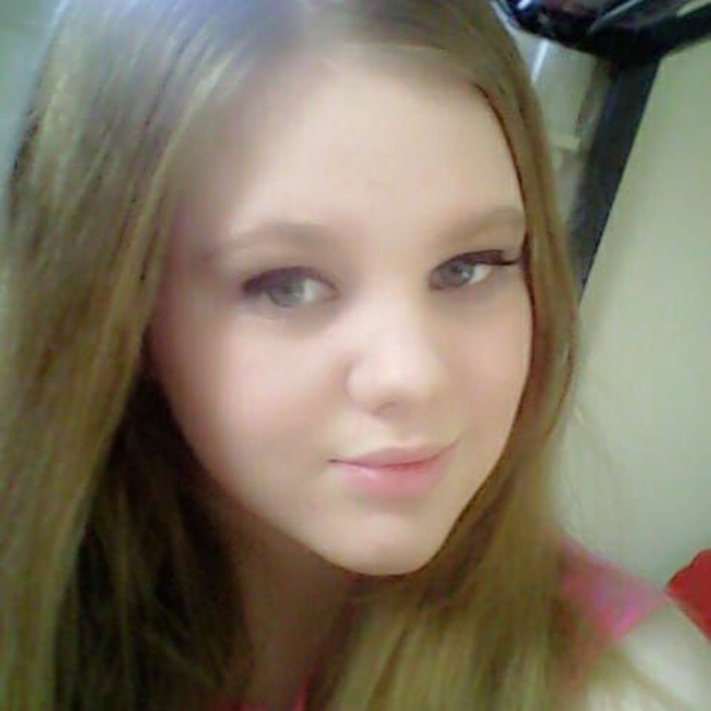 Meet your Posher, Ashlyne